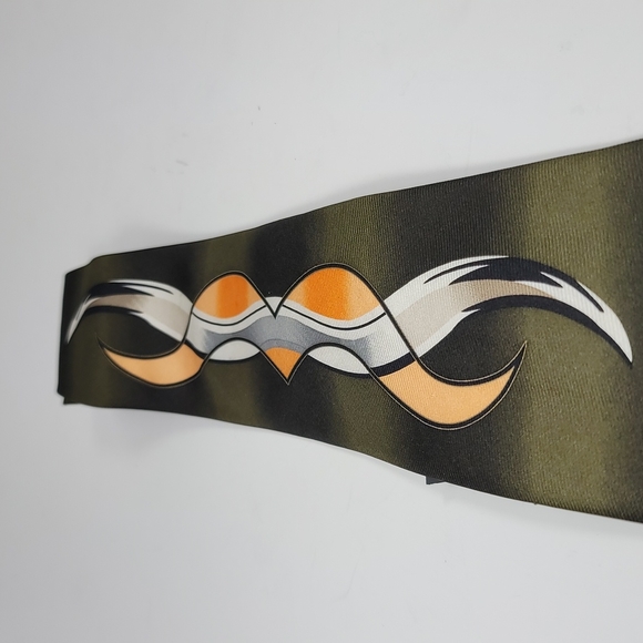 👔👔👔Shlomi Haziza Dance Sculpture Rendering Handmade Silk Tie. - Picture 8 of 8